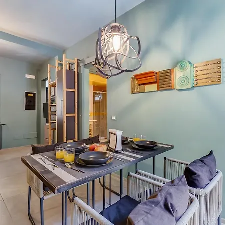 Vivilo Collection - Pigneto Apartments - Patio - Terrace - Parking Rome Exterior photo